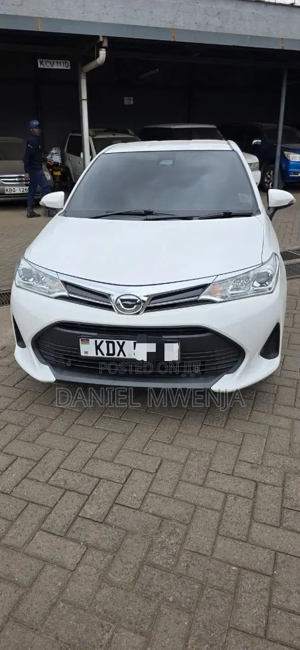 Toyota Axio 1.5 G 4WD 2019 White