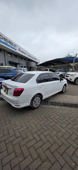 Toyota Axio 1.5 G 4WD 2019 White