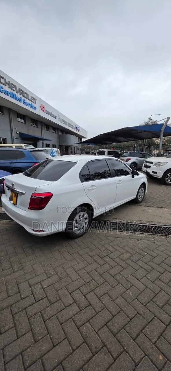 Toyota Axio 1.5 G 4WD 2019 White