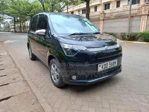 Toyota Spade 2014 Black