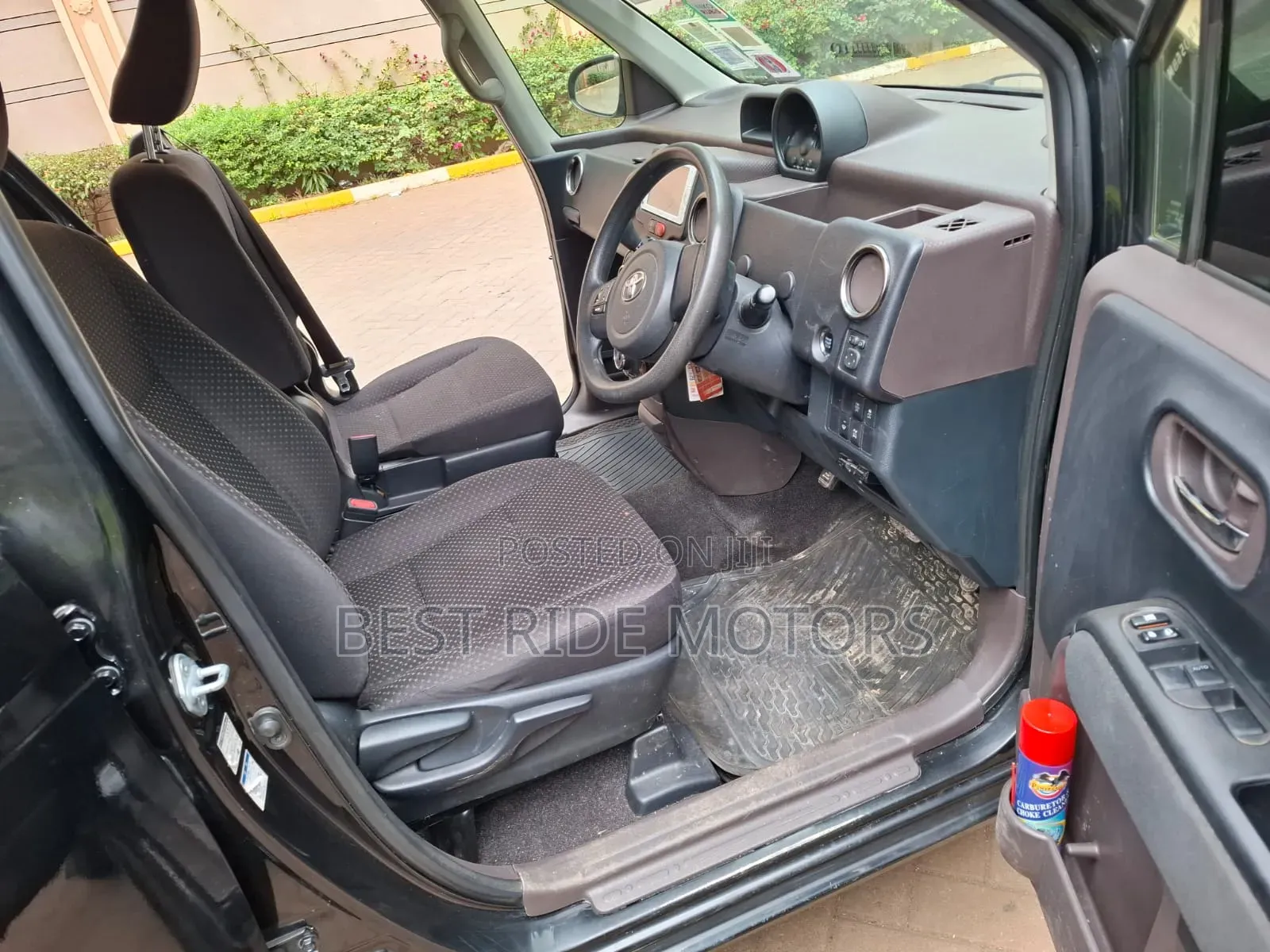 Toyota Spade 2014 Black