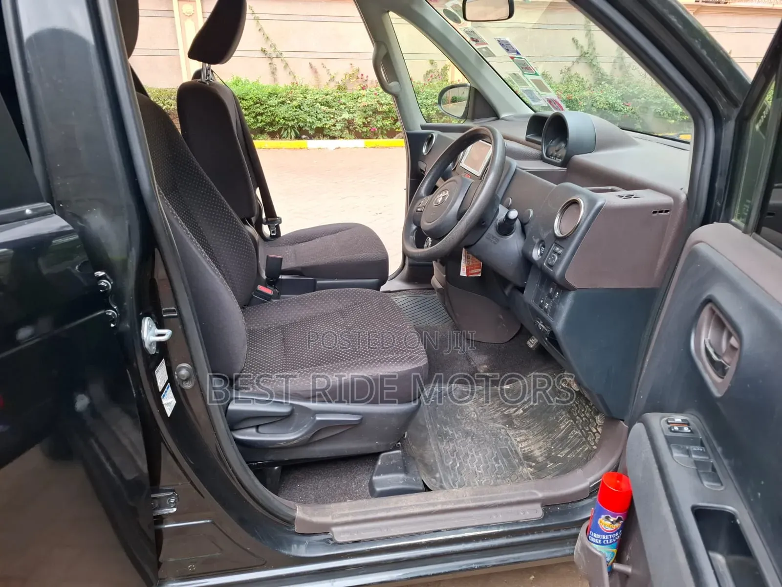 Toyota Spade 2014 Black