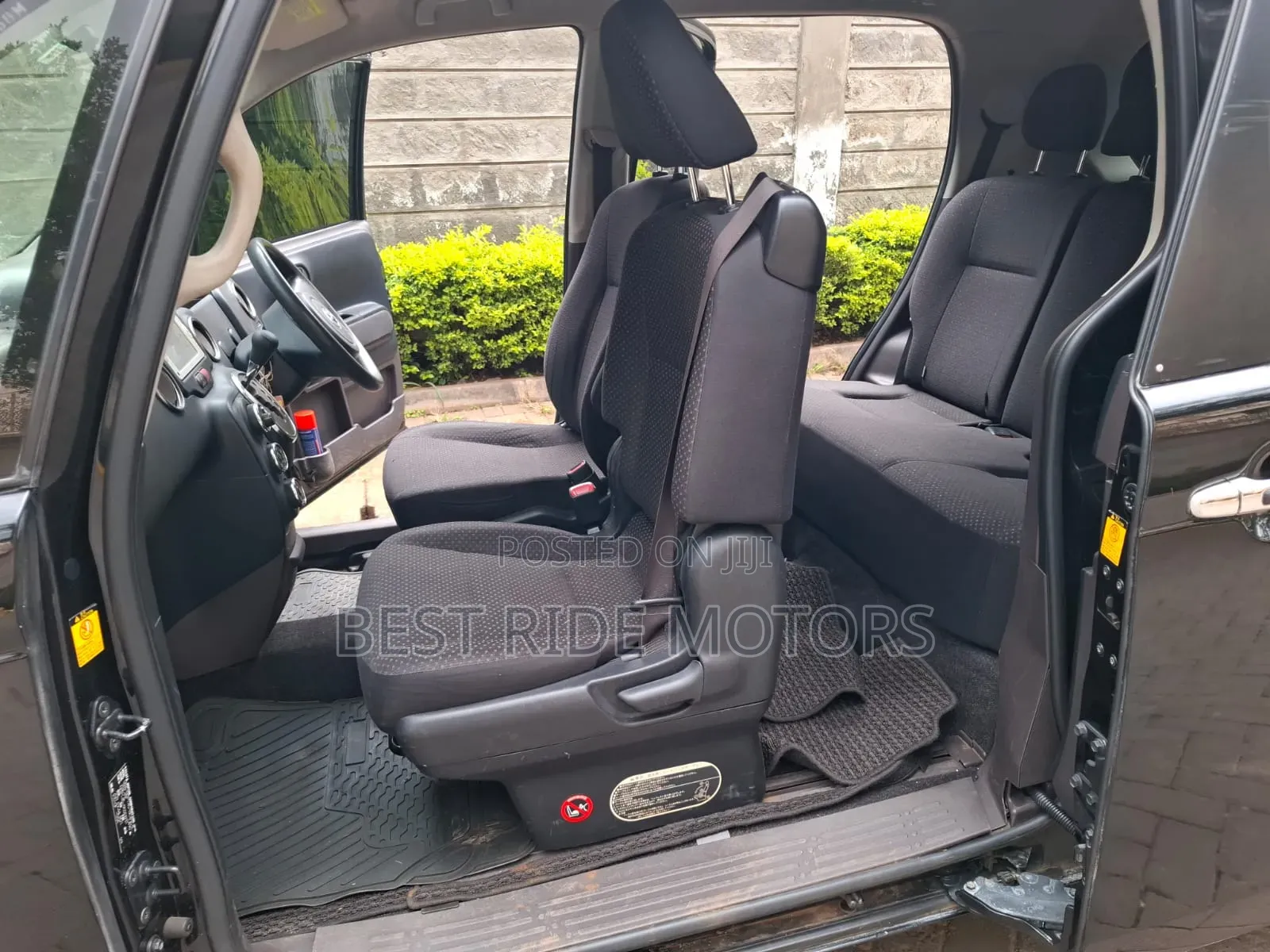Toyota Spade 2014 Black