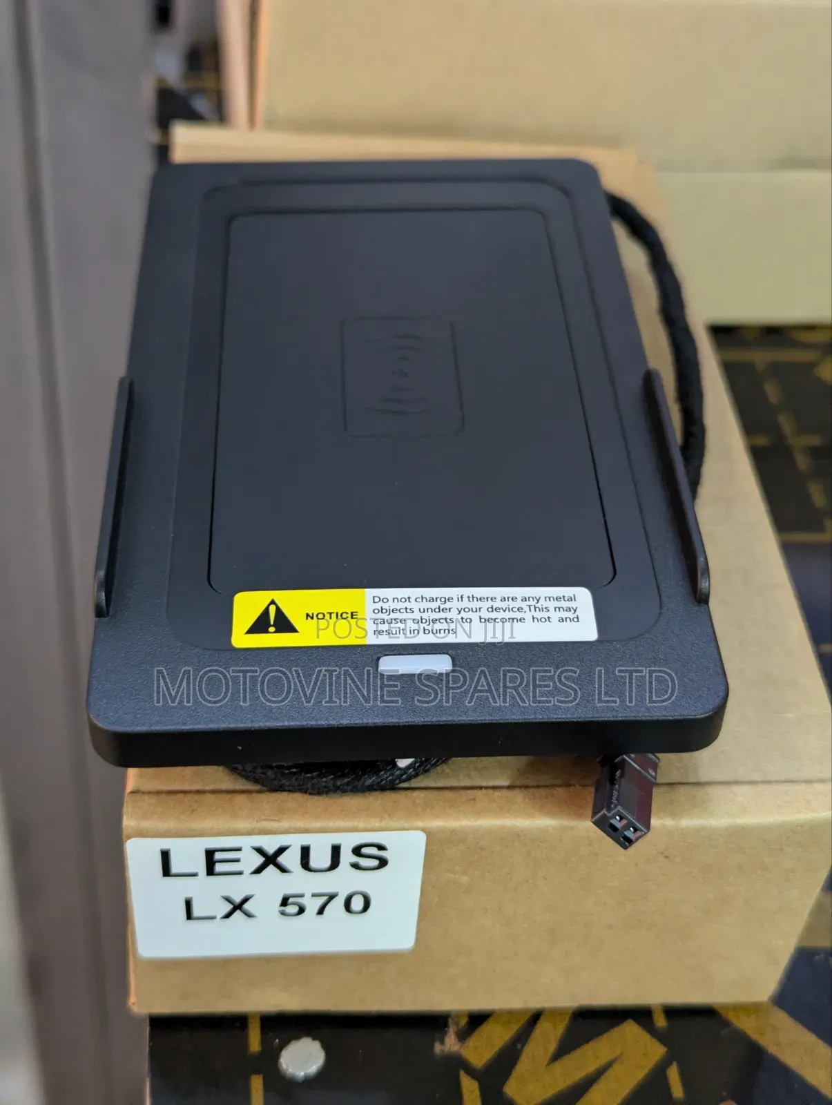 Car Wireless Charger Lexus 570