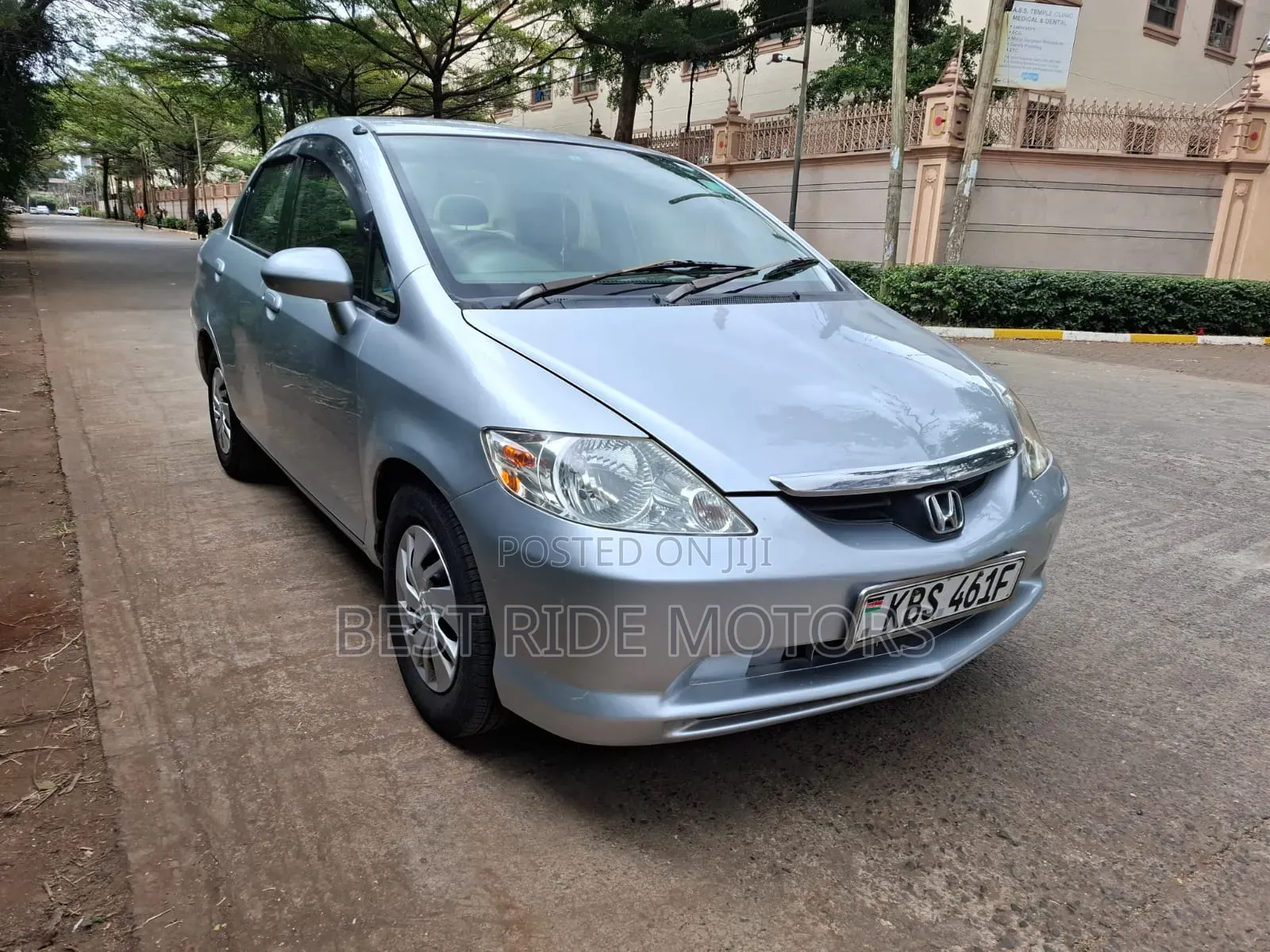 Honda Fit Aria 2006 Silver