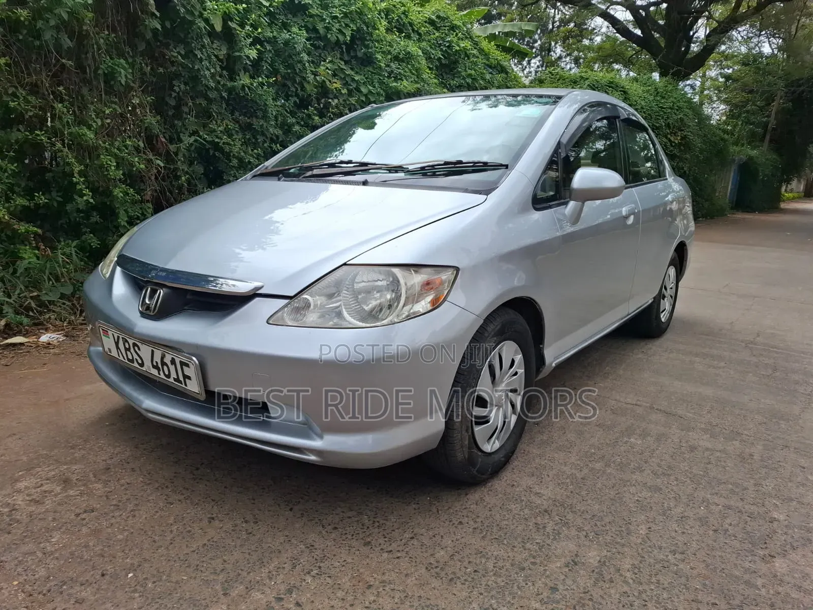 Honda Fit Aria 2006 Silver