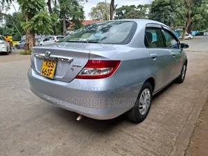 Honda Fit Aria 2006 Silver