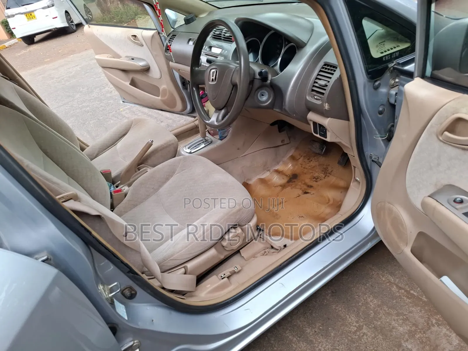Honda Fit Aria 2006 Silver