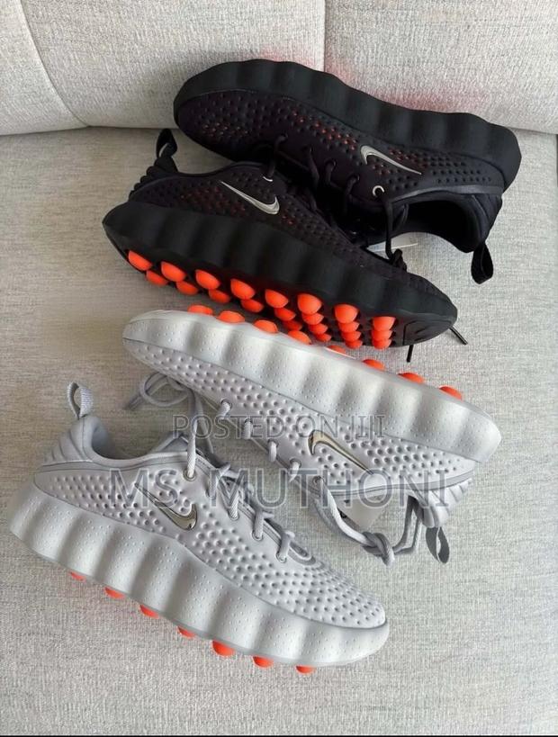 Nike Mind 002 Pregame Shoes in a Light Smoke Grey - thumbnail 4