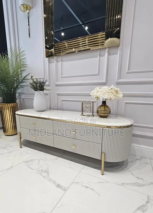Modern Tv Stand Pay on Delivery 