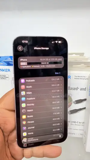 Apple iPhone 15 Plus 128 GB White