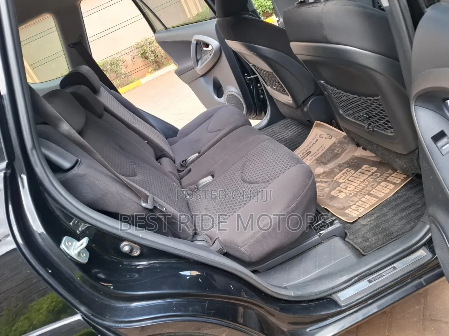 Toyota Vanguard 2012 Black