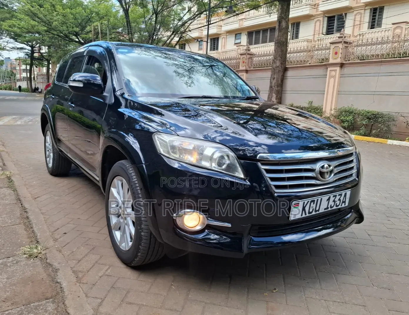 Toyota Vanguard 2012 Black