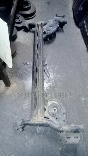 Rear Axle ((Beam) Nissan Juke