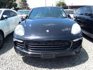 Porsche Cayenne 2016 Black