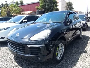 Porsche Cayenne 2016 Black