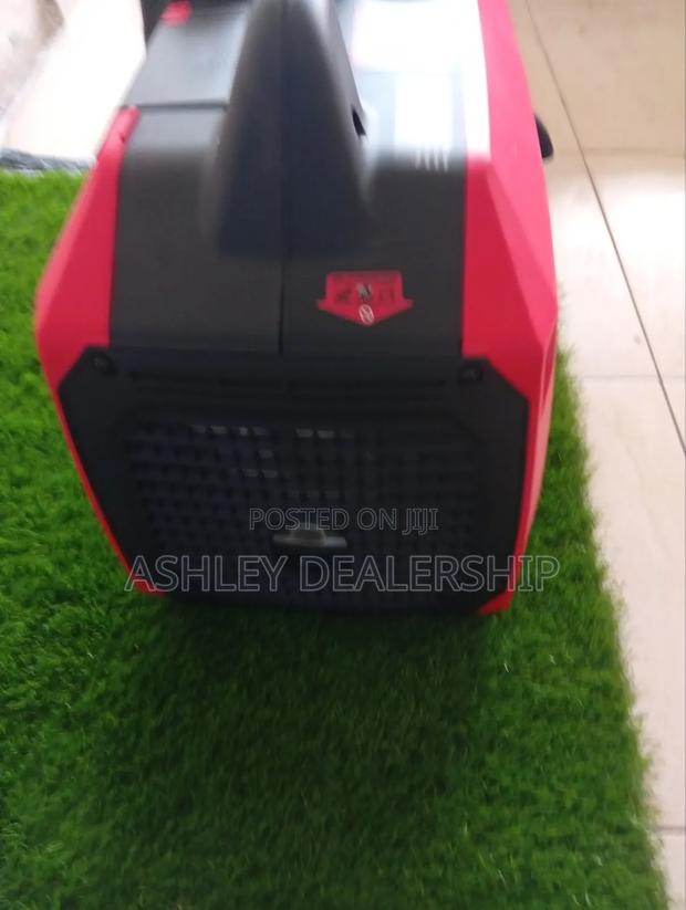 Portable Inverter Generator - thumbnail 3