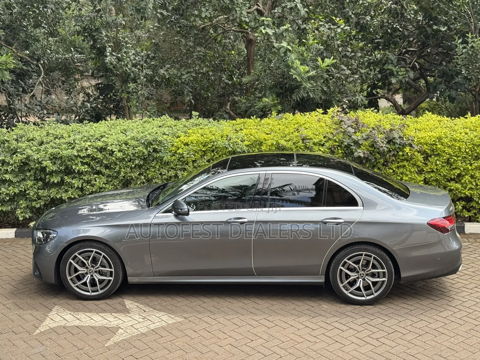 Mercedes-Benz E200 2021 Gray