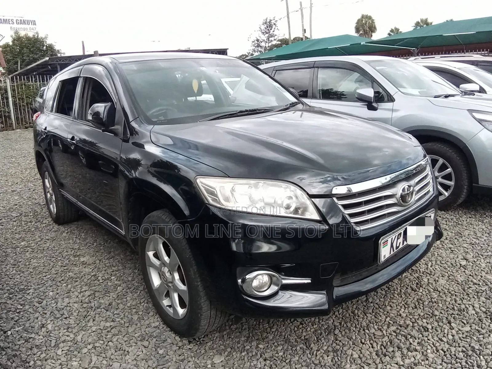 Toyota Vanguard 2012 Black