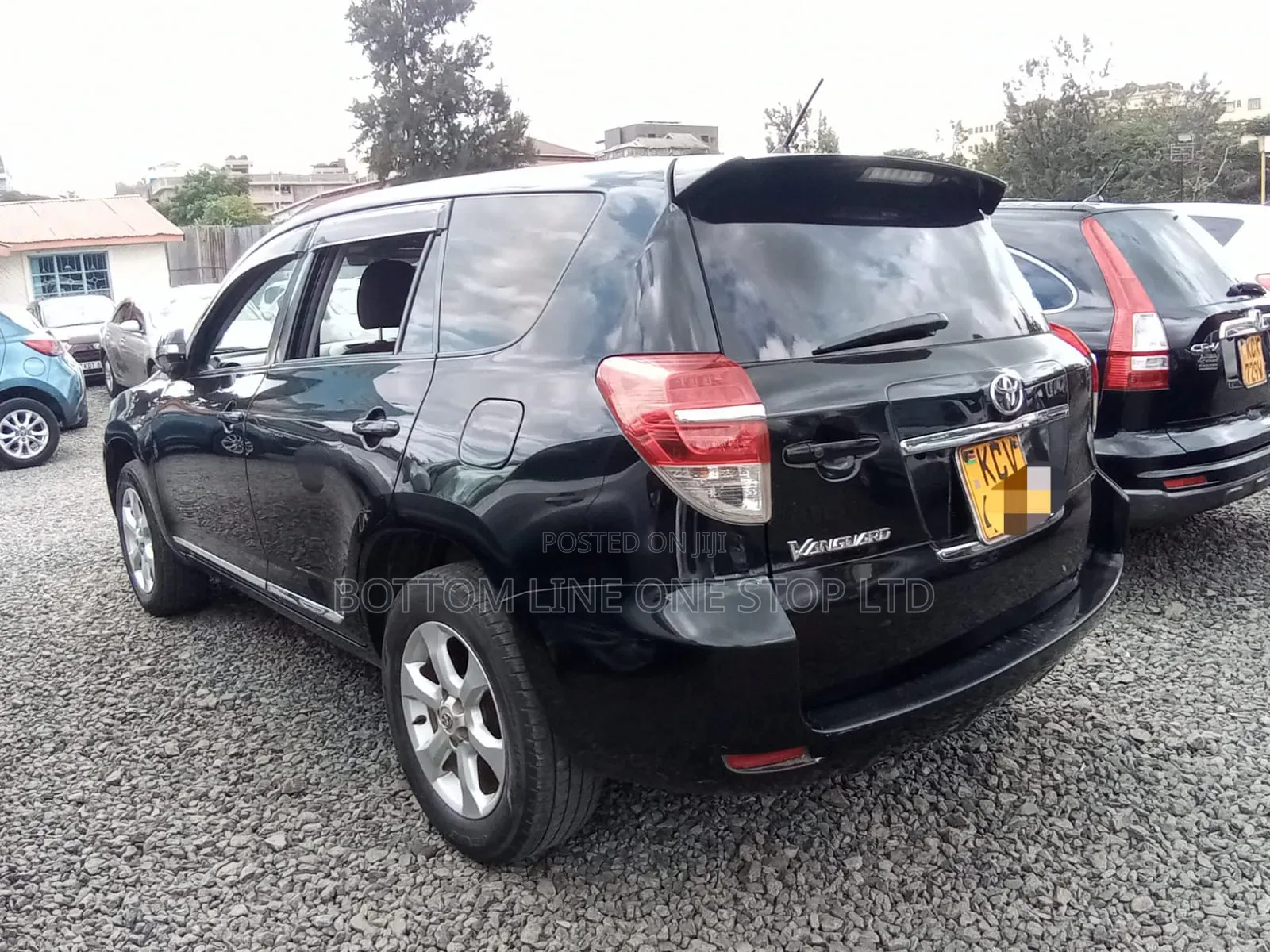 Toyota Vanguard 2012 Black