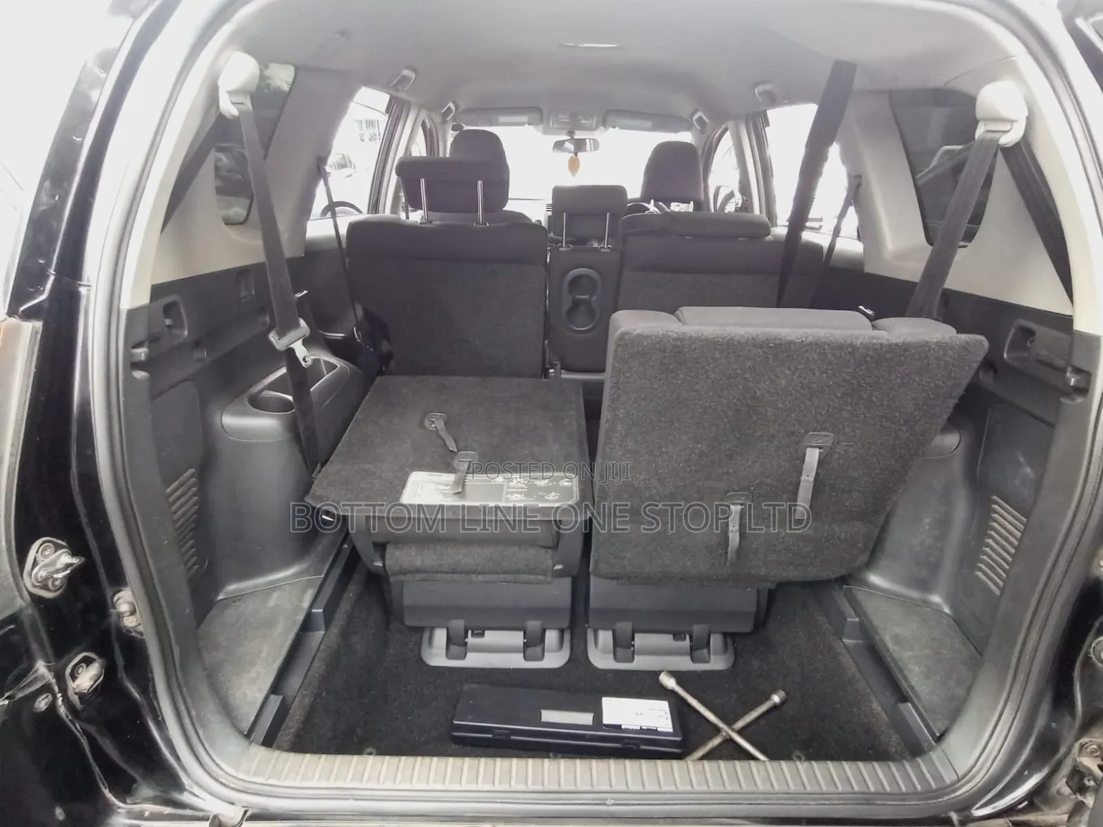 Toyota Vanguard 2012 Black