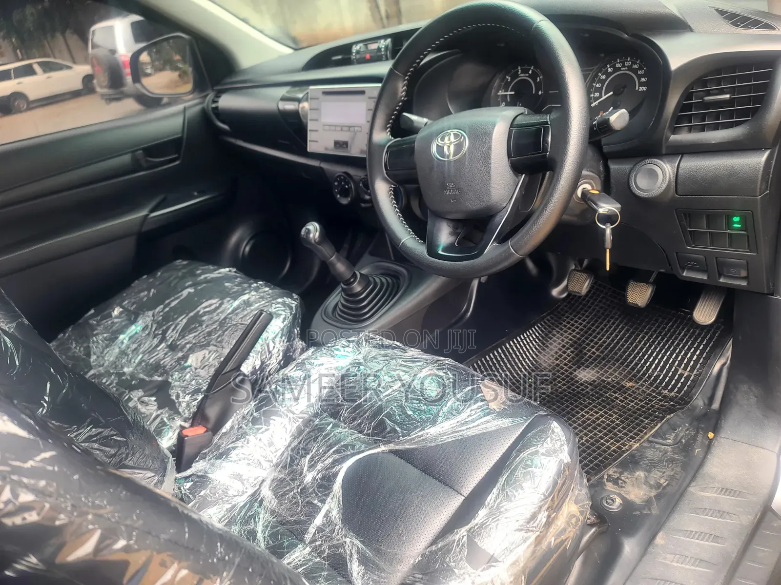 Toyota Hilux 2019 Black