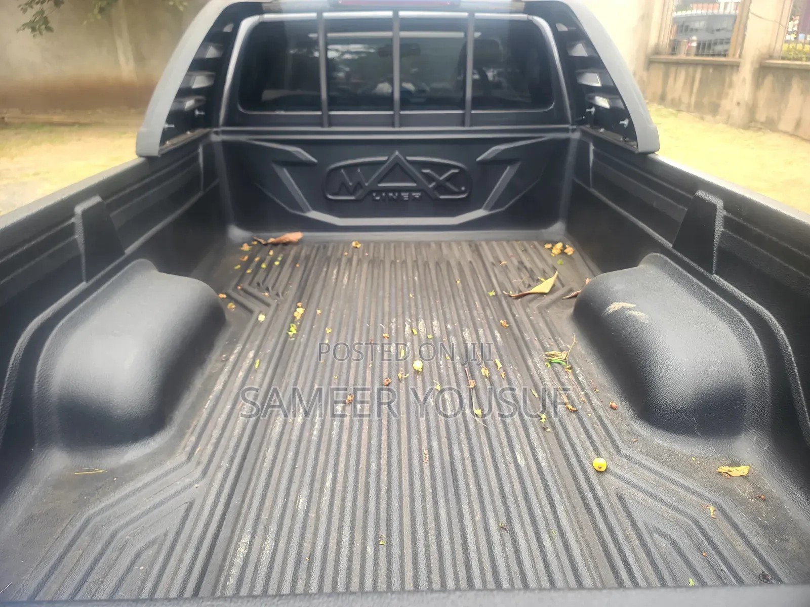 Toyota Hilux 2019 Black