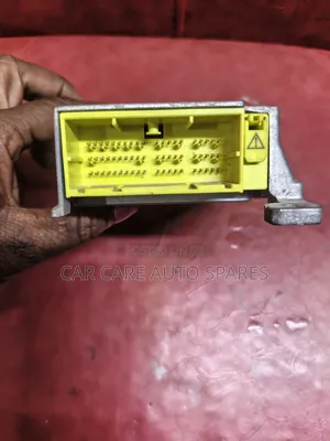 Air Bag Computer (Srs) Toyota Prado