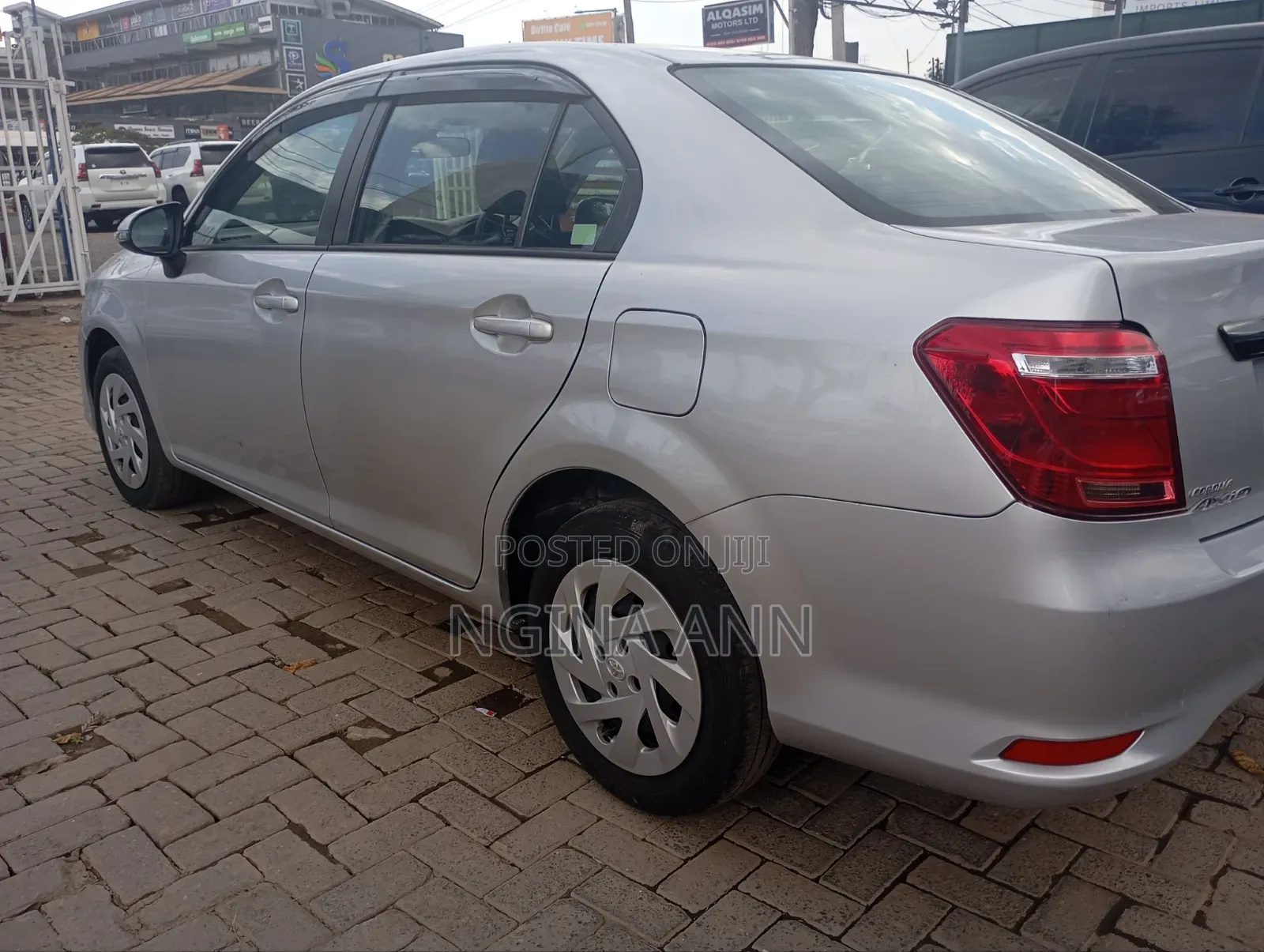 Toyota Axio 2019 Silver
