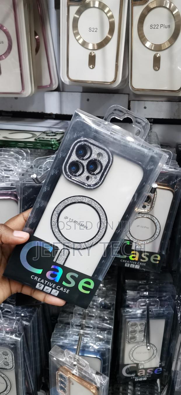 iPhone 12 Pro Max Case Clear With a Sparkling Silver Magsafe Ring - thumbnail 2