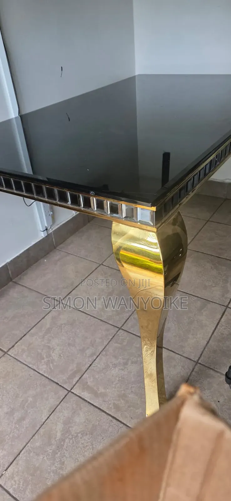 Dinning Table