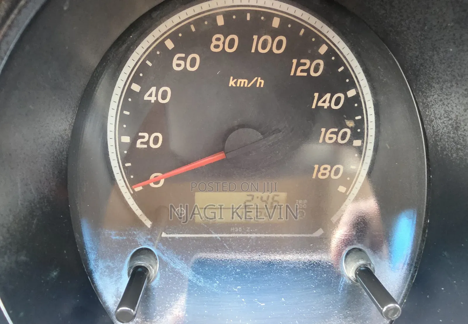 Toyota HiAce 2005 Yellow