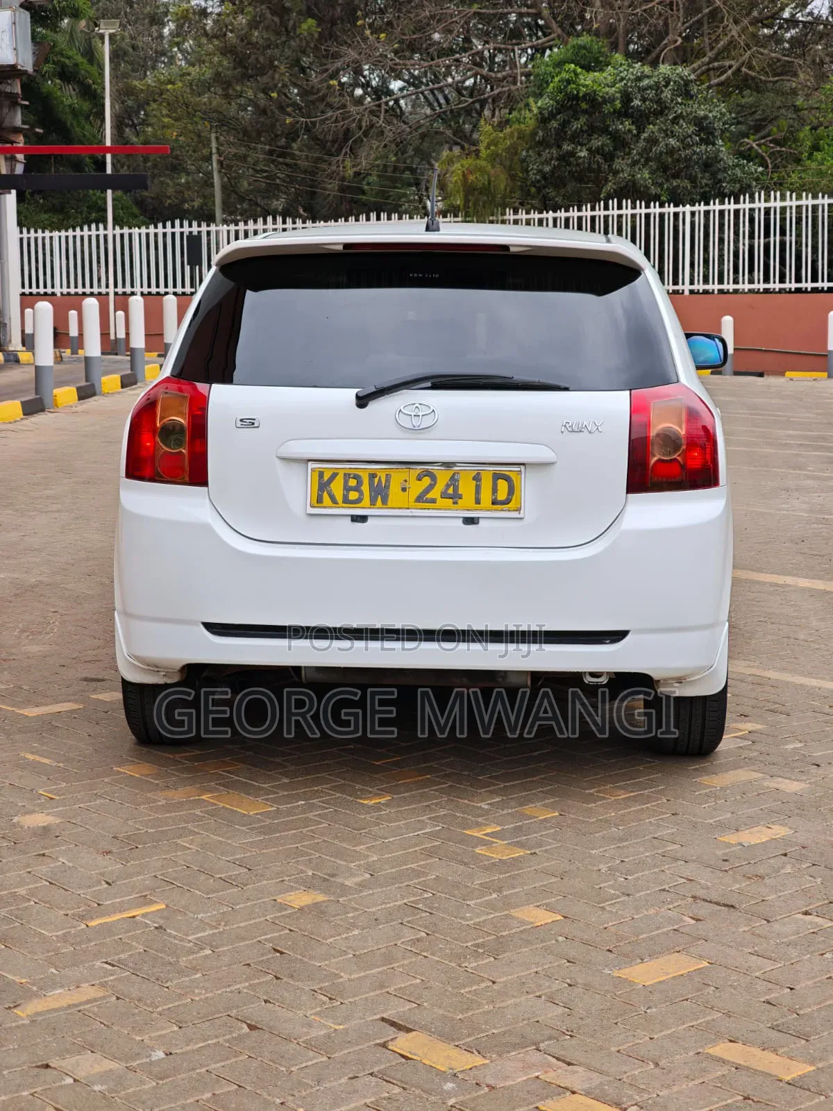 Toyota Corolla RunX 2006 White