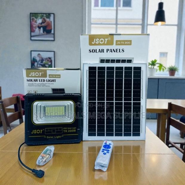 Multiple Control Mode 100w Solar Flood Light Ip67 Waterproof