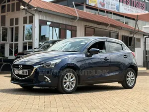 Mazda Demio 2018 Blue
