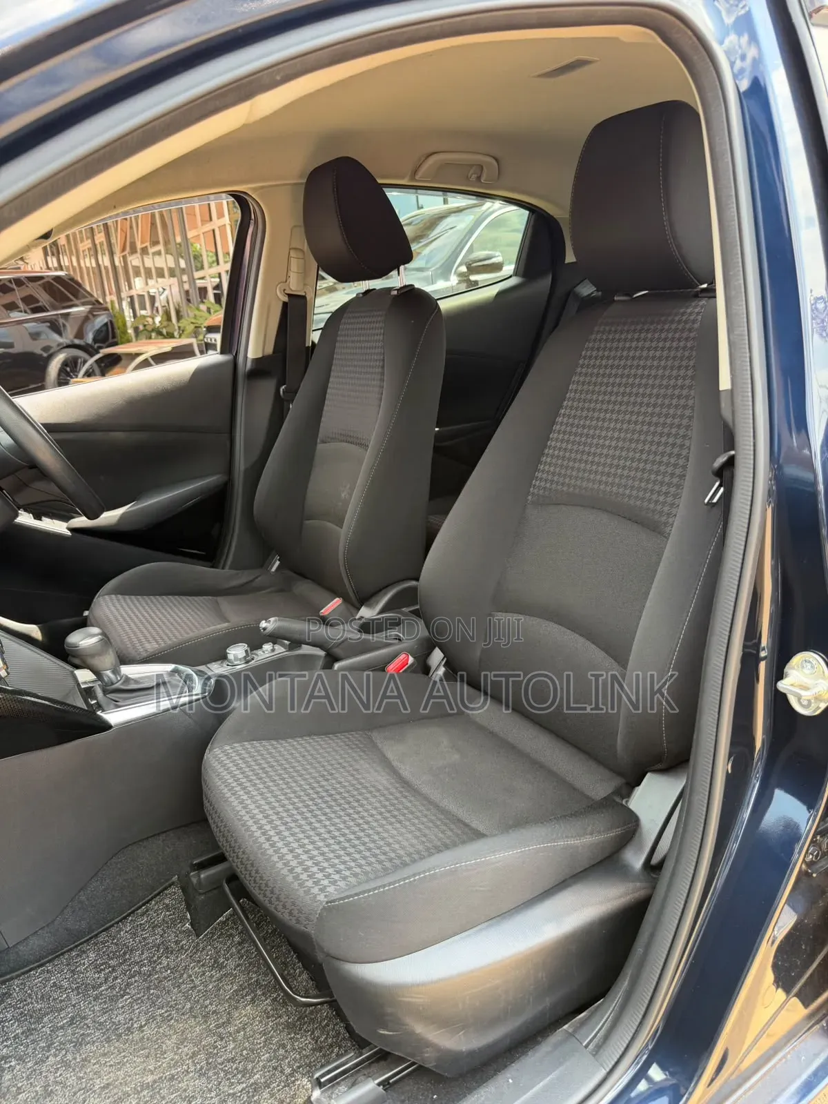 Mazda Demio 2018 Blue
