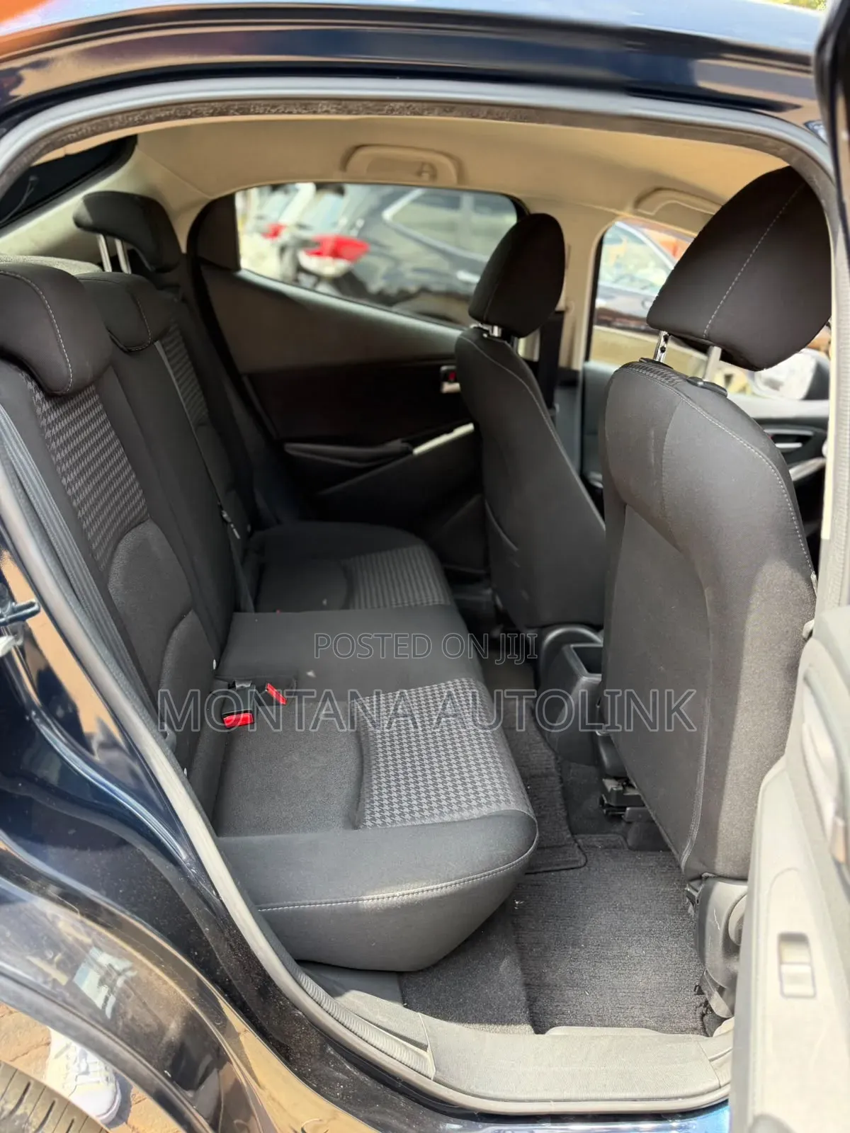 Mazda Demio 2018 Blue