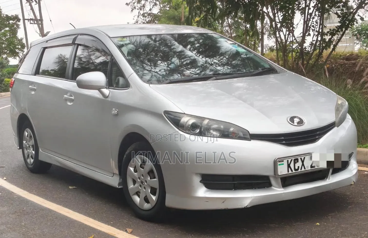 Toyota Wish 2013 Silver