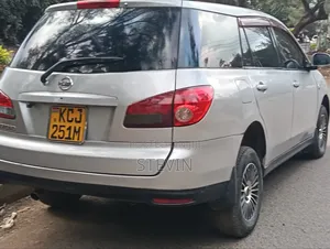 Nissan Wingroad 2009 Silver