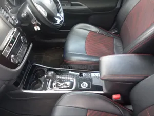 Mitsubishi Outlander 2019 Brown
