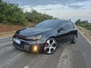 Volkswagen Golf 2013 Black