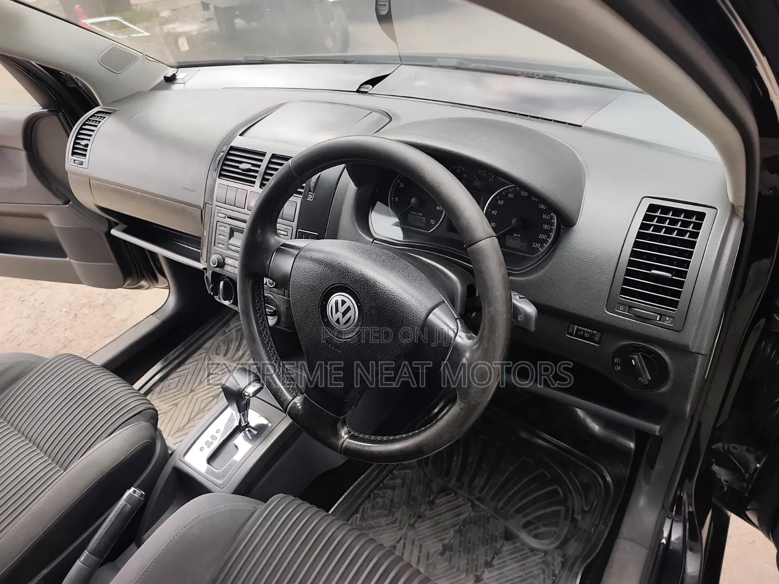 Volkswagen Polo 2008 Black