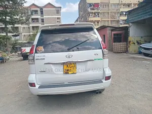 Toyota Land Cruiser Prado 2009 White