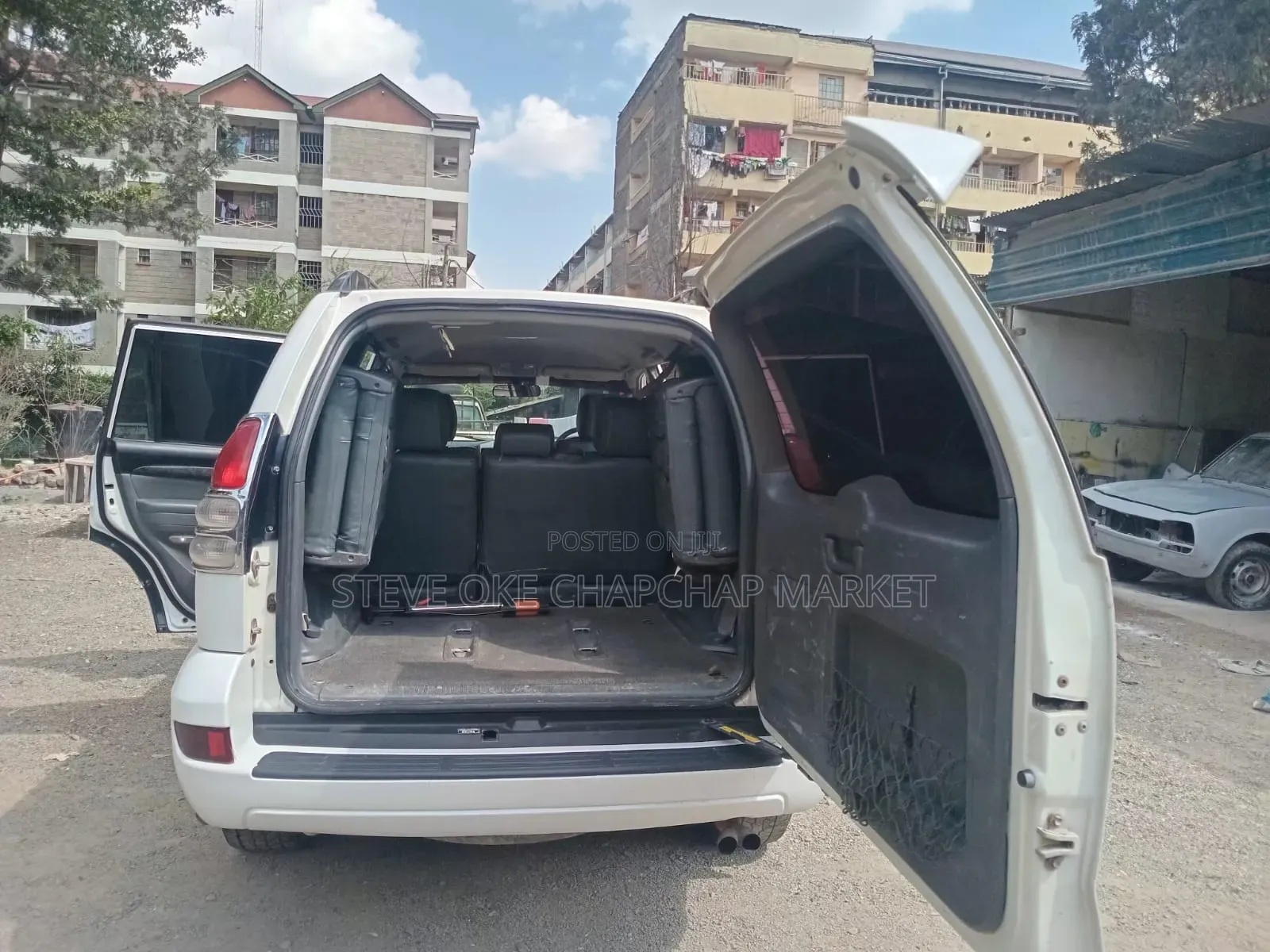 Toyota Land Cruiser Prado 2009 White