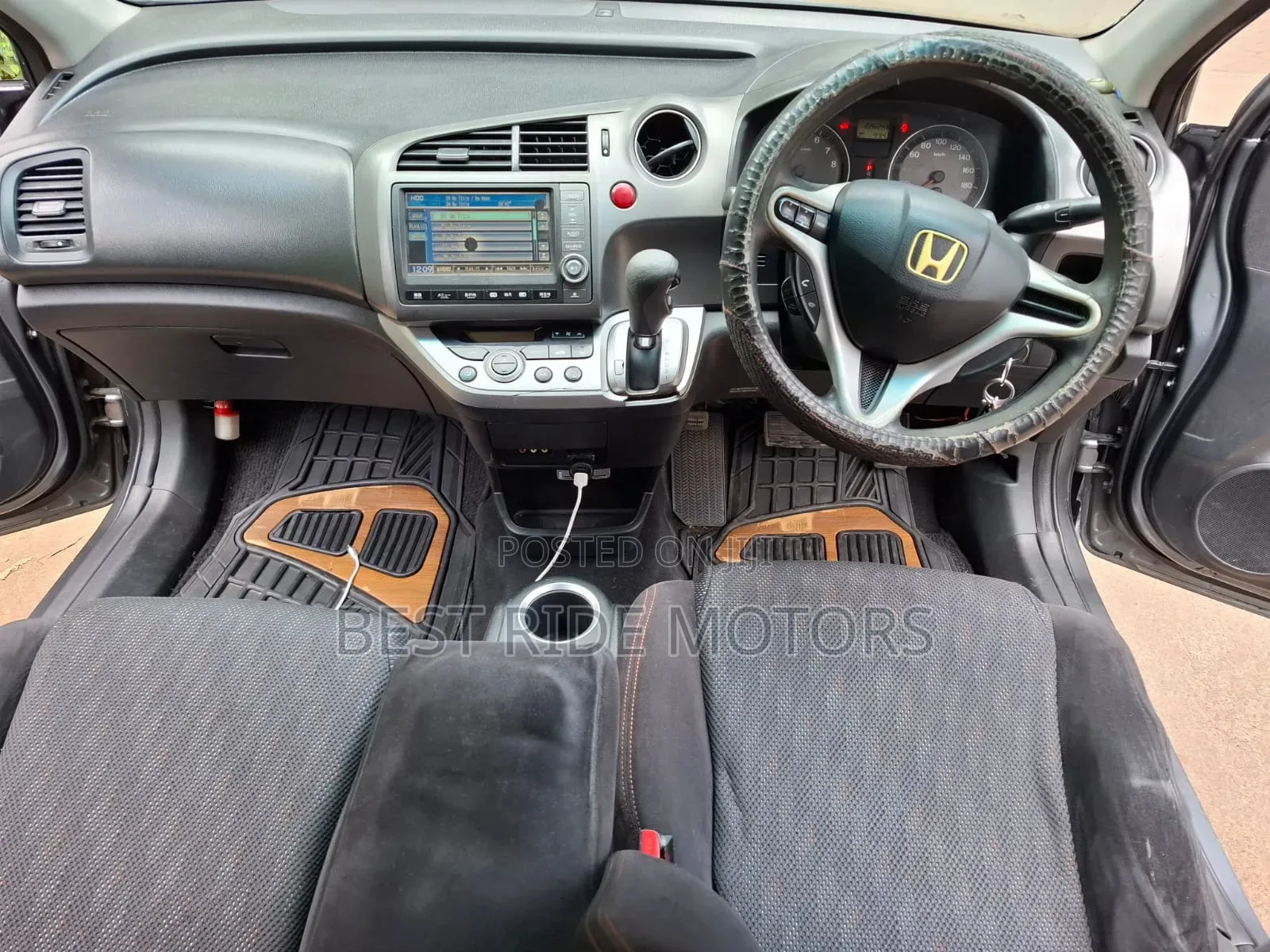 Honda Stream 2010 Gray