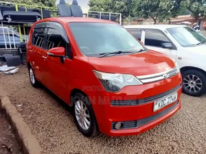 Toyota Spade 2014 Red
