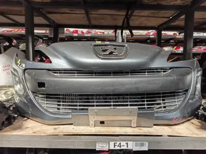 Peugeot 308 Nosecute