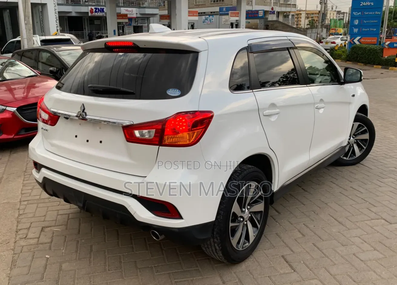 Mitsubishi RVR 2019 White