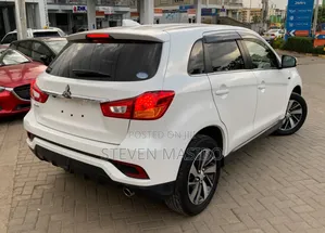 Mitsubishi RVR 2019 White