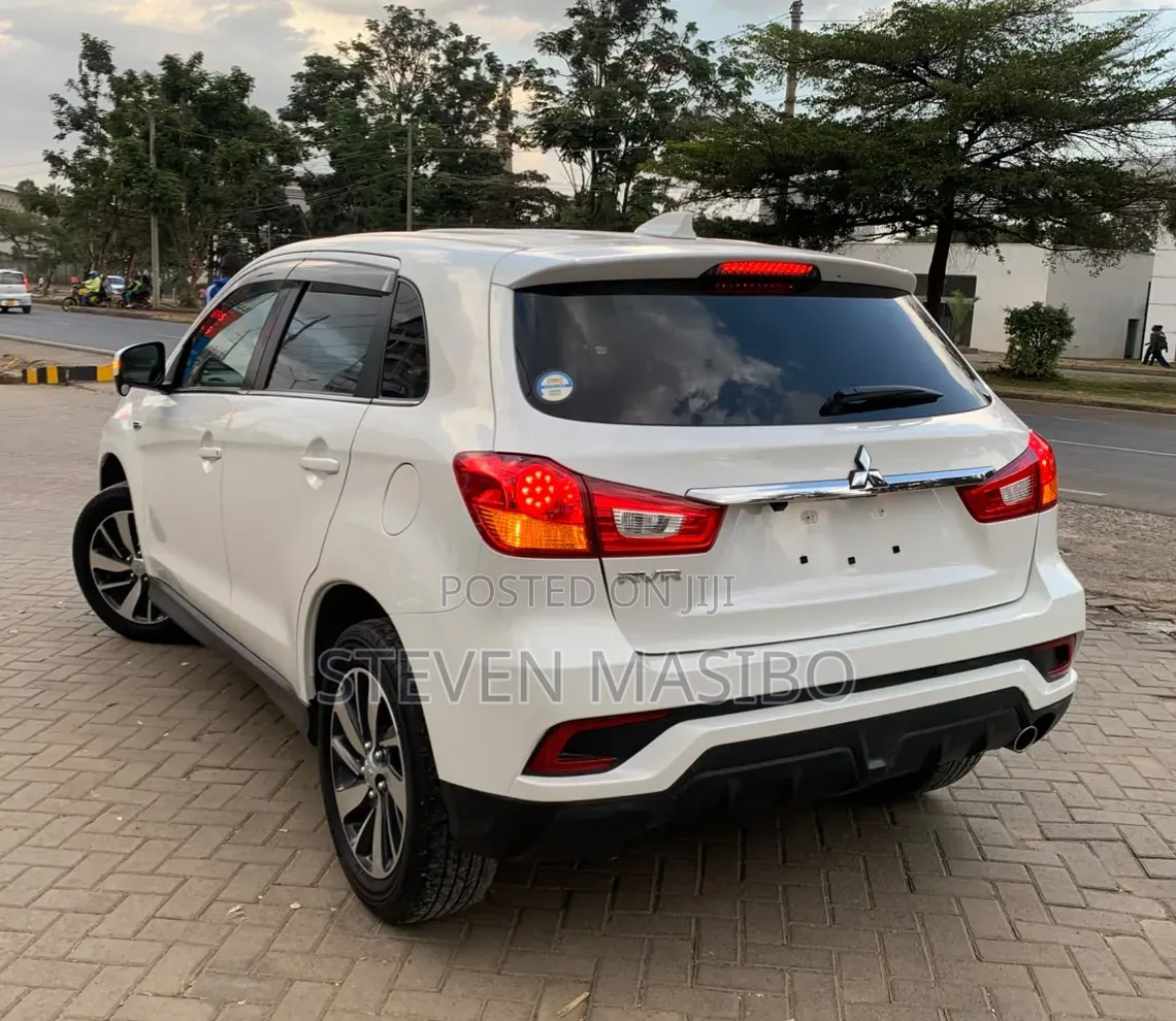 Mitsubishi RVR 2019 White